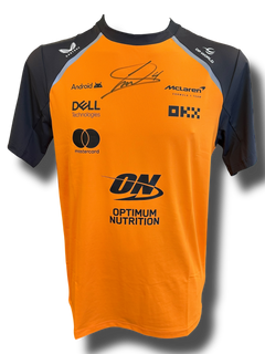 LANDO NORRIS SIGNED MCLAREN CASTORE FORMULA 1 T-SHIRT (ACG CERT AG16984)-1