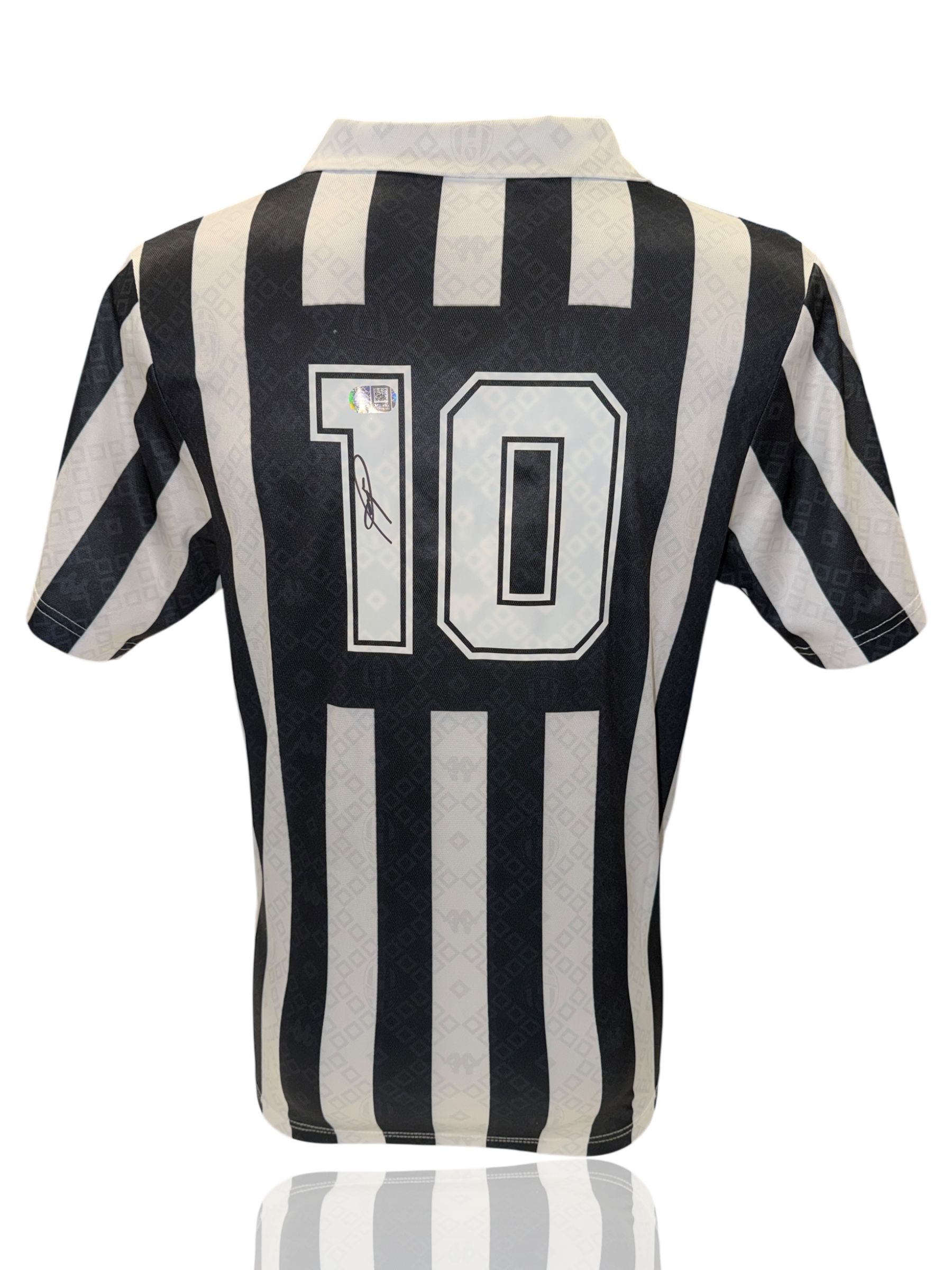 ROBERTO BAGGIO SIGNED 1993 JUVENTUS FOOTBALL HOME SHIRT (ACG CERT AG17589)