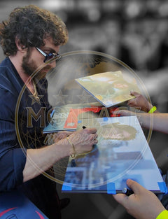 AARON TAYLOR JOHNSON SIGNED 16x12 KICK-ASS PHOTO (ACG CERT AG16560)-4