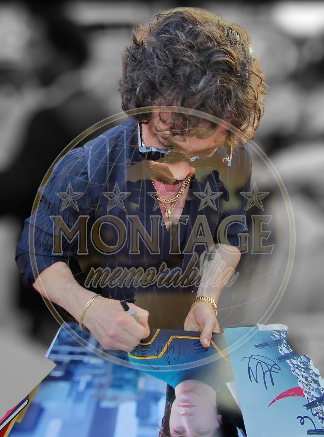 AARON TAYLOR JOHNSON SIGNED 16x12 KICK-ASS PHOTO (ACG CERT AG16559)