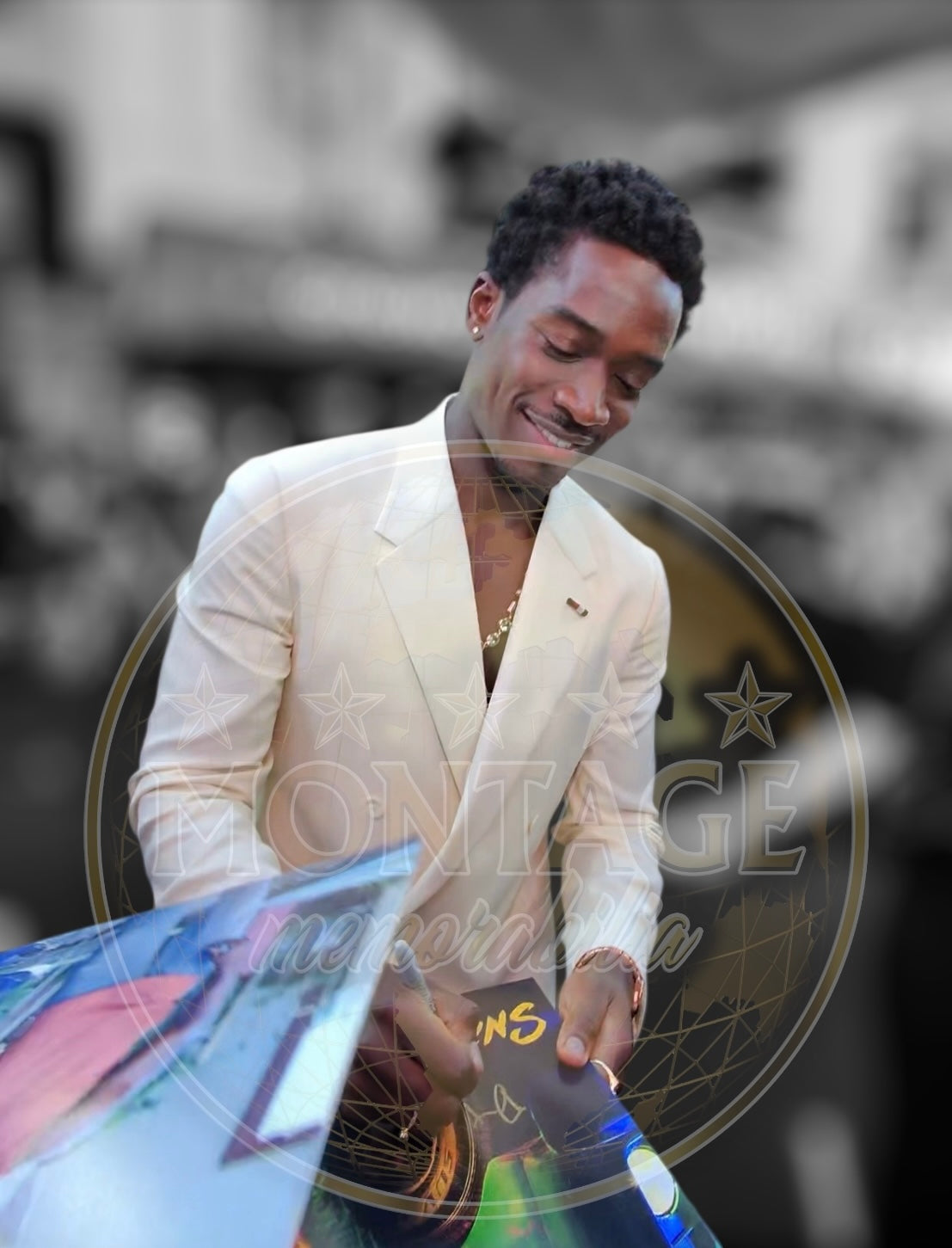 DAMSON IDRIS SIGNED SNOWFALL 16x12 PHOTO (ACG CERT AG16544)