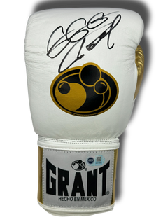 GENNADY GOLOVKIN GGG SIGNED WHITE BOXING GLOVE (ACG CERT AG16992)-1