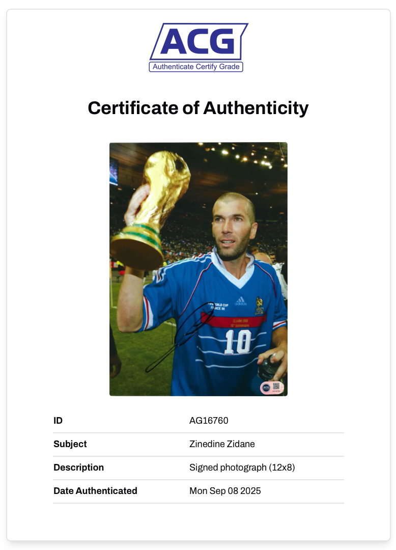 ZINEDINE ZIDANE SIGNED FRANCE 1998 WORLD CUP PHOTO (ACG CERT AG16760)