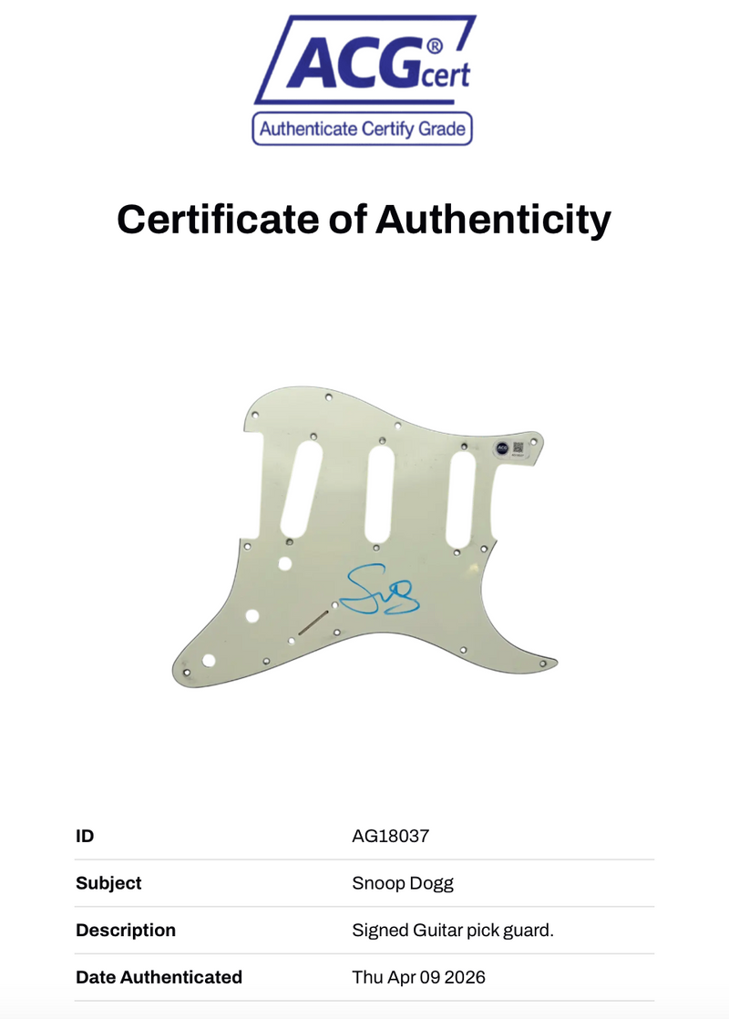 SNOOP DOGGY DOGG SIGNED GUITAR PICK GUARD (ACG CERT AG18037)-2