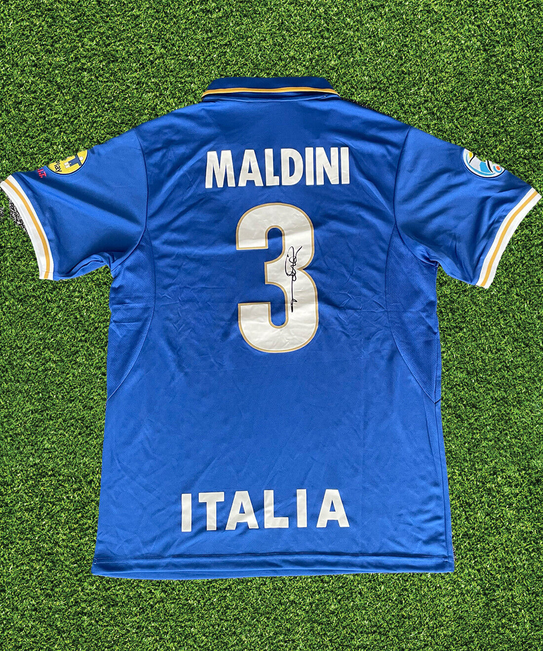 PAOLO MALDINI SIGNED RETRO ITALY EURO 1996 SHIRT (AFTAL COA)