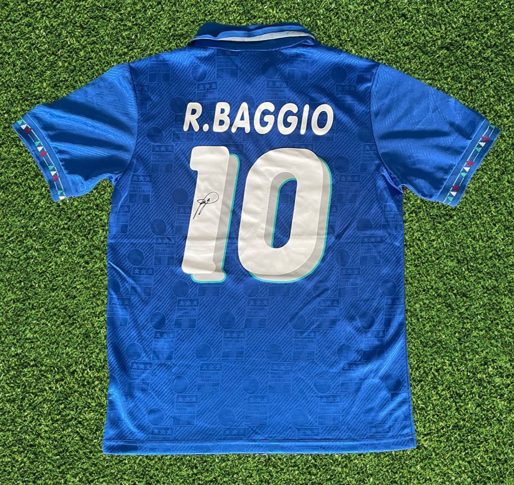 ROBERTO BAGGIO SIGNED 1994 ITALY WORLD CUP FOOTBALL SHIRT (AFTAL COA)